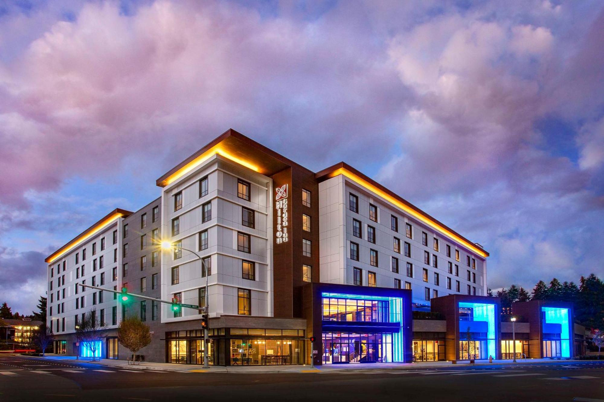 Hilton Garden Inn Redmond Wa Exterior photo