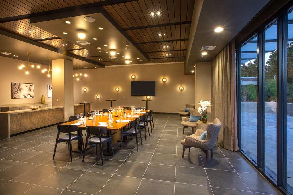 Hilton Garden Inn Redmond Wa Facilities photo