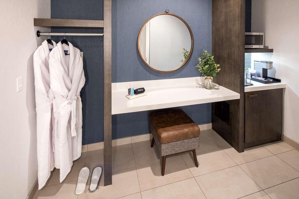 Hilton Garden Inn Redmond Wa Room photo