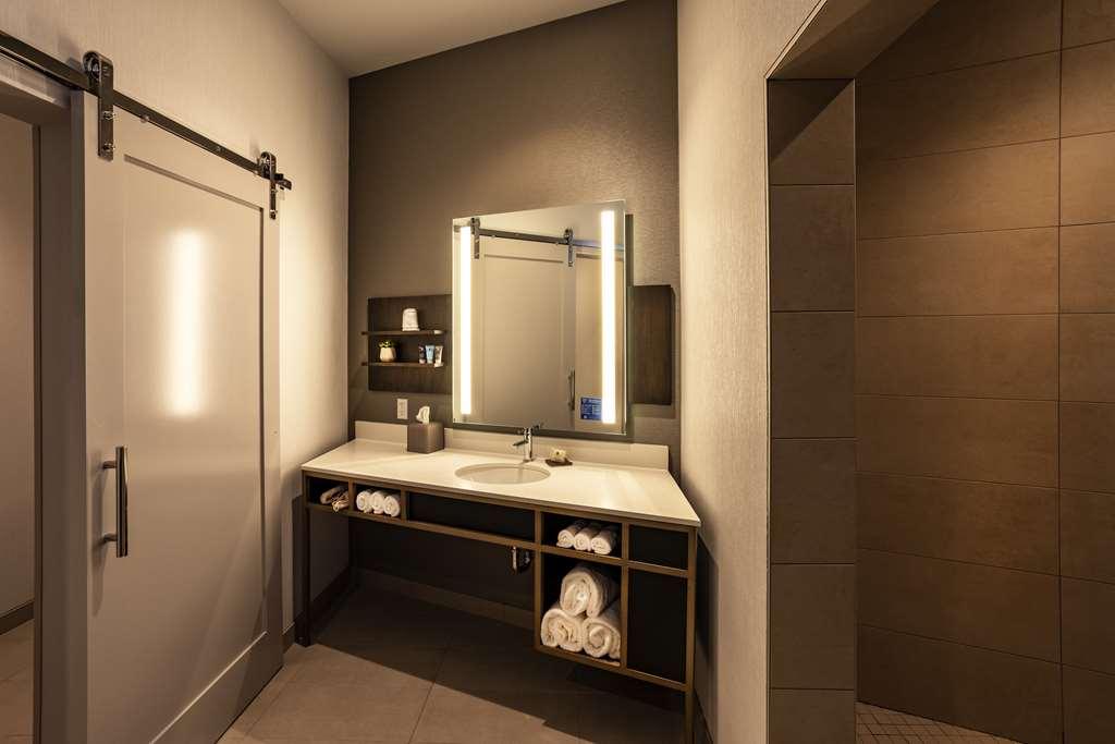 Hilton Garden Inn Redmond Wa Room photo